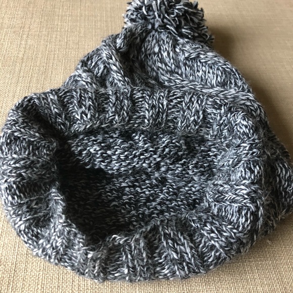 Alpaca hat/ beanie . OS - Picture 3 of 6